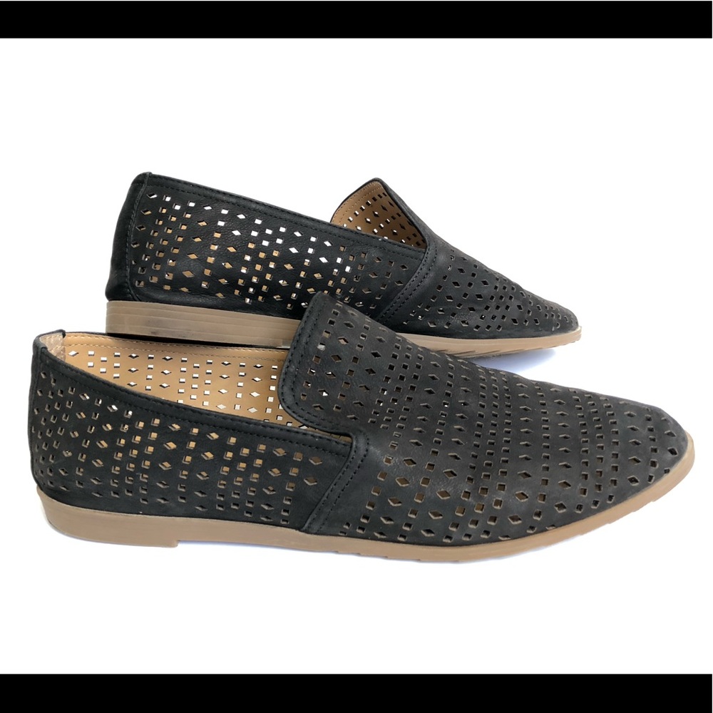 Franco Sarto Faryn Trendy Cut Out Black Slip On Flats
